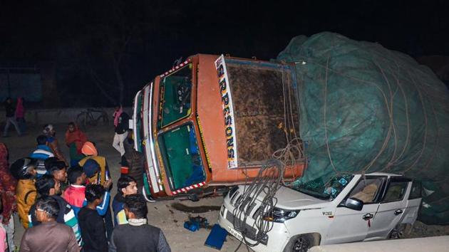 More details about the accident are awaited.(PTI file photo. Representative image) More details about the accident are awaited.(PTI file photo. Representative image)