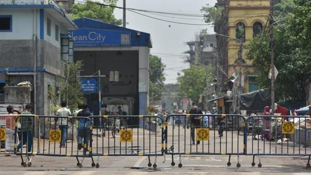 Police barricade seen at Kalabagan, one of the coronavirus containment zones, in Kolkata, West Bengal, India, on Thursday, April 16, 2020. (Samir Jana / Hindustan Times) Police barricade seen at Kalabagan, one of the coronavirus containment zones, in Kolkata, West Bengal, India, on Thursday, April 16, 2020. (Samir Jana / Hindustan Times)