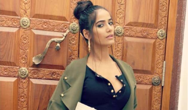 Poonam Pandey has rubbished reports that she was arrested for violating the lockdown.
