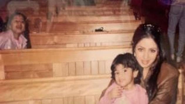 Janhvi Kapoor’s throwback picture features her with mother Sridevi and sister Khushi.