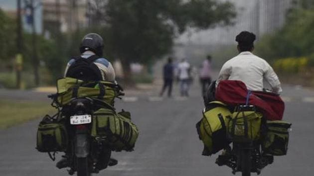 Most of the courier firms are situated in the central part of the city which are containment zones.(Virendra Singh Gosain/HT file photo. Representative image) Most of the courier firms are situated in the central part of the city which are containment zones.(Virendra Singh Gosain/HT file photo. Representative image)