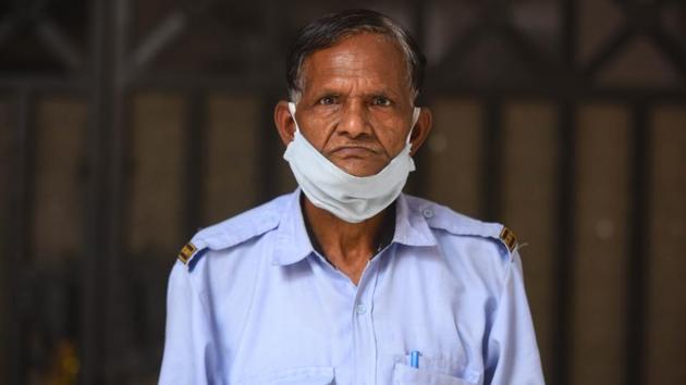 Ramesh, 48, a private security guard from Bihar, now works and lives in an apartment complex in Arjun Nagar, New Delhi. (Amal KS / HT PHOTO) Ramesh, 48, a private security guard from Bihar, now works and lives in an apartment complex in Arjun Nagar, New Delhi. (Amal KS / HT PHOTO)