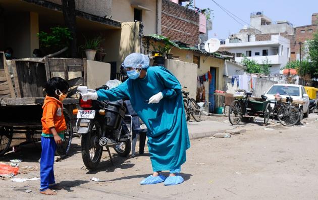 The 24-year-old MBBS intern was posted in the emergency ward of Government Multi Specialty Hospital, Sector 16, and the 25-year-old policewoman was a new recruit of Chandigarh Police.(Representative Image/HT)