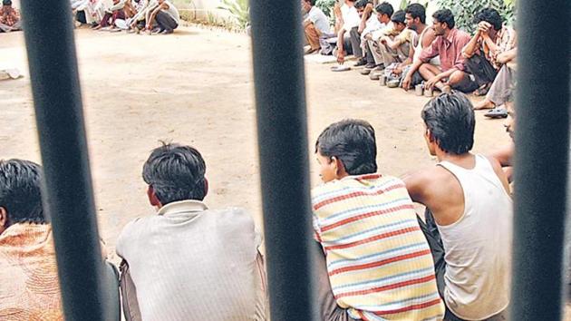 At least, 98 to 102 other inmates of the barrack to which these Covid-19 positive prisoners belonged in the Agra Central Jail will also be tested for the disease. (Image used for representation).(HT PHOTO.) At least, 98 to 102 other inmates of the barrack to which these Covid-19 positive prisoners belonged in the Agra Central Jail will also be tested for the disease. (Image used for representation).(HT PHOTO.)