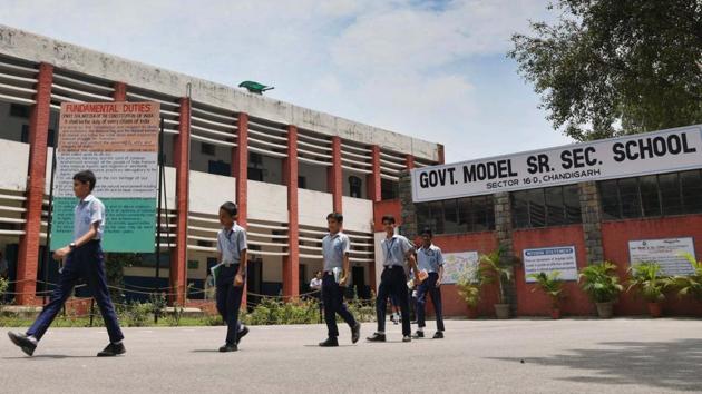 The education department has decided to keep Chandigarh schools closed, a move that affects over a lakh students studying in 123 government schools and eight aided schools.(HT File Photo)