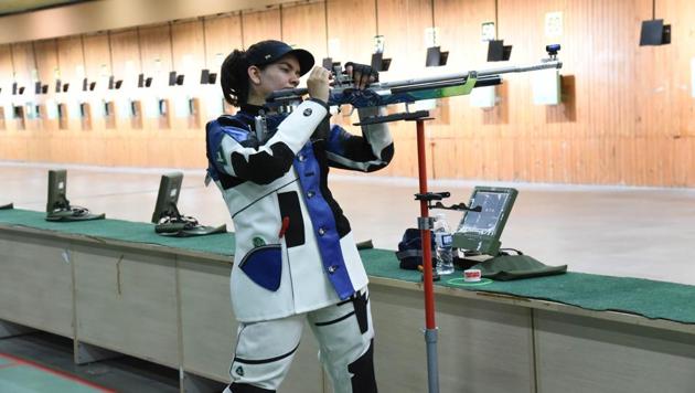 Anjum Moudgil in action during trials at 10m shooting range at shiv chhatrapati sports complex, in Pune.(HT PHOTO)
