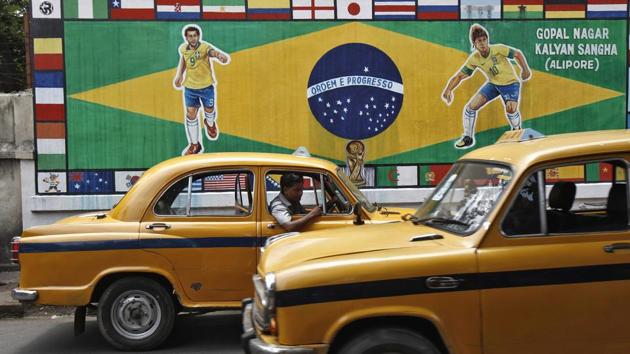 The traditional yellow private taxis will also become operational in the city from Monday, albeit with a 30% hike in fare structure.(REUTERS) The traditional yellow private taxis will also become operational in the city from Monday, albeit with a 30% hike in fare structure.(REUTERS)