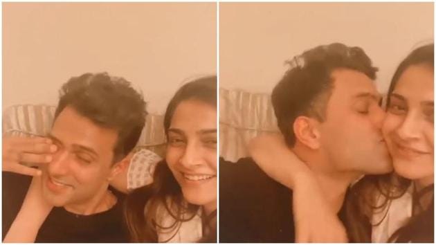 Sonam Kapoor got a kiss from Anand Ahuja. Sonam Kapoor got a kiss from Anand Ahuja.