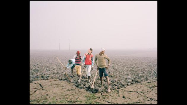 The Workers, Allahabad, 2013. From the series, ‘A Myth of Two Souls.’ All prints part of this initiative are priced at £80 and will remain on sale till May 22, 2020. There will also be flash sales featuring special guest photographers who donated their work for the cause. (Vasantha Yogananthan)