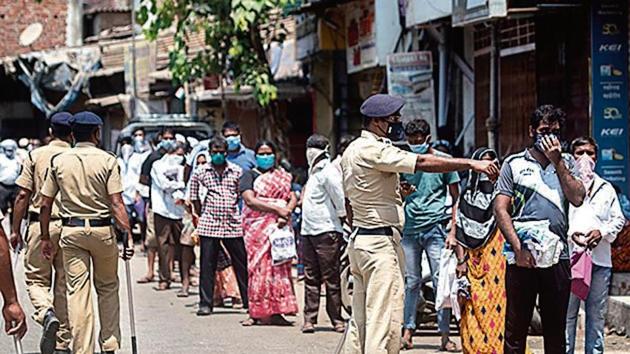 Maharashtra accounts for more than 35% of the cases across India with 29,100 infections. (Satyabrata Tripathy/HT Photo) Maharashtra accounts for more than 35% of the cases across India with 29,100 infections. (Satyabrata Tripathy/HT Photo)