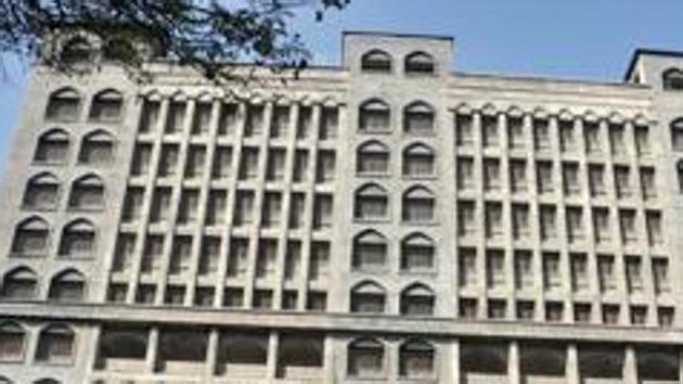 The transgender was suffering from acute respiratory failure due to bilateral pnuemonia with diabetes, hypertension, obesity and Covid-19 positive. (HT FILE PHOTO) The transgender was suffering from acute respiratory failure due to bilateral pnuemonia with diabetes, hypertension, obesity and Covid-19 positive. (HT FILE PHOTO)