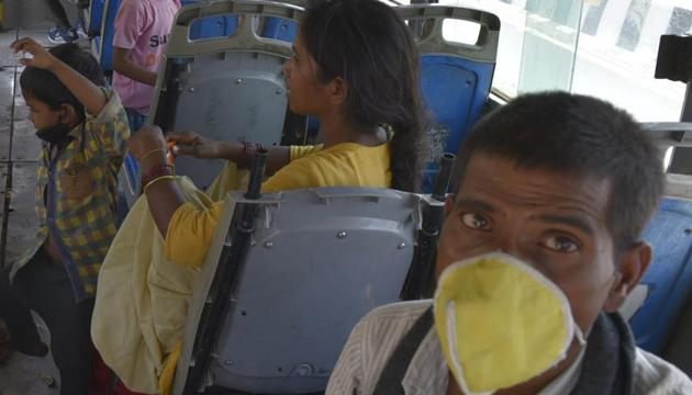 LTotal 20 patients are admitted to AIIMS Raipur and the rest to the other hospitals in Raipur. (Dheeraj Dhawan/Hindustan Times)