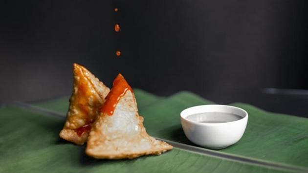 A growing number of residents in various areas have started home delivery of these savouries during the lockdown, bringing much needed succour to those with overactive taste buds.(Unsplash) A growing number of residents in various areas have started home delivery of these savouries during the lockdown, bringing much needed succour to those with overactive taste buds.(Unsplash)