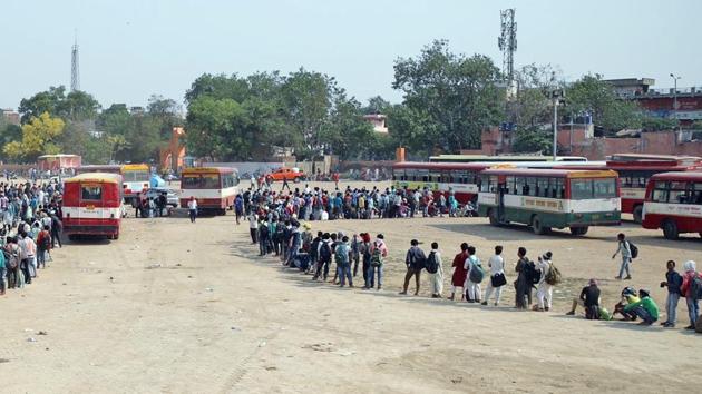 The UPSRTC MD said 201 buses helped migrants get a ride to the point near their district headquarters on the national and state highways. (ANI Photo)