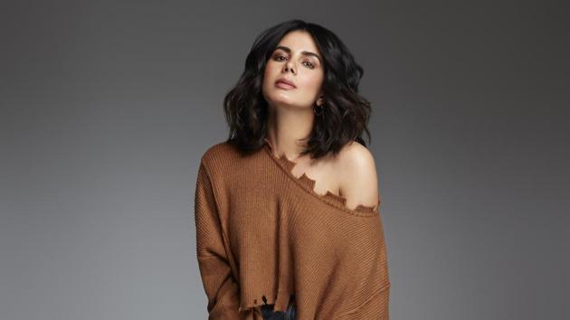 Kirti Kulhari admits to feeling “overwhelmed” at times and missing out on being by herself (Photo: Rahul Jhangiani) Kirti Kulhari admits to feeling “overwhelmed” at times and missing out on being by herself (Photo: Rahul Jhangiani)