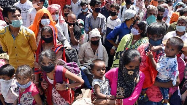 Migrant labourers have been involved in tragedies including accidents during the lockdown leading to loss of lives(HT Photo/Ajay Agarwal/Representative use)