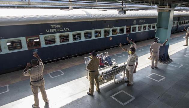 Trains To Run From June 1 With Ac Non Ac Coaches Booking From Tomorrow 10 Am Railways Latest News India Hindustan Times Passengers need to travel on the chairs. ac non ac coaches booking