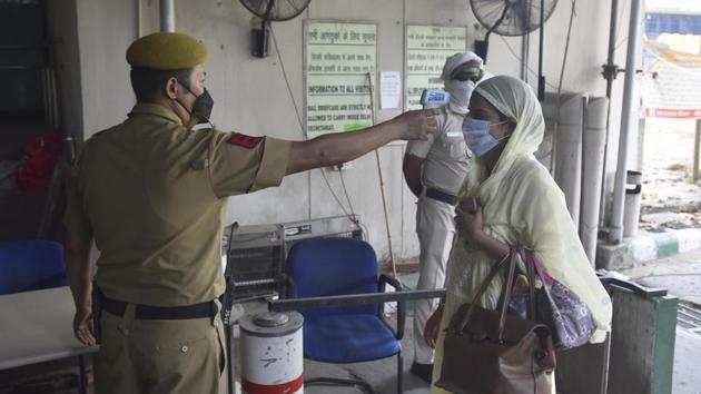 A month ago till April 19, only 14.47% or 290 Covid-19 patients in Delhi had recovered.(Sonu Mehta/HT PHOTO)