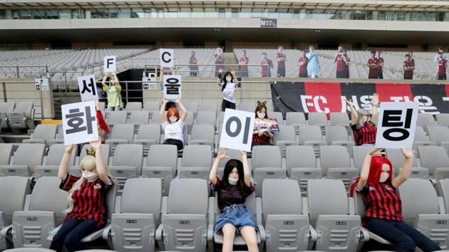 Mannequins are placed in spectator seats to cheer South Korea's football club FC Seoul team during a match against Gwangju FC, which is held without fans due to the coronavirus disease (COVID-19) outbreak, in Seoul, South Korea, May 17, 2020. (via REUTERS)