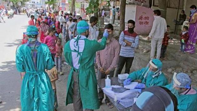 Andhra Pradesh has 63.82% recovery rate while it is 24.07% in Maharashtra, 47.25% in Jammu and Kashmir, 44.6% in Delhi and 37.47% in Tamil Nadu, law minister Ratan Lal Nath said. (Ravindra Joshi / Hindustan Times)