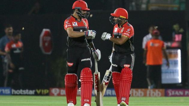 File image of Virat Kohli and Parthiv Patel.(IPL)