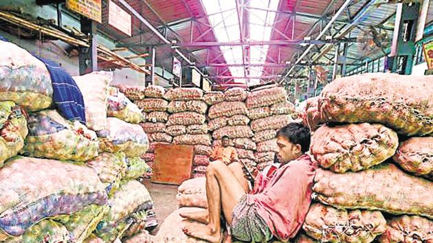 Similarly, for agricultural produce such as oilseeds, pulses, and wheat on which the mandi tax of Rs 1.60 per Rs 100 was earlier fixed has now been revised to Re 1.(PTI file photo. Representative image) Similarly, for agricultural produce such as oilseeds, pulses, and wheat on which the mandi tax of Rs 1.60 per Rs 100 was earlier fixed has now been revised to Re 1.(PTI file photo. Representative image)