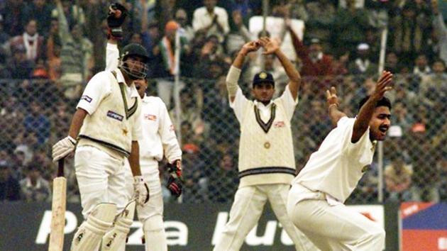 Anil Kumble during the India vs Pakistan 1999 Test match at Feroz Shah Kotla(AP)