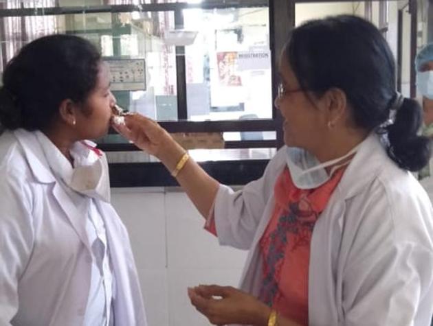 Staff celebrating the birthday of a nurse in Ludhiana on Sunday. (HT Photo) Staff celebrating the birthday of a nurse in Ludhiana on Sunday. (HT Photo)