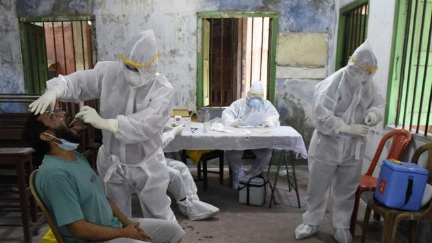 India has now reached a stage (138,474 cases as of Sunday night; 3,949 dead), where it has to start looking at whether its health care resources are adequate to deal with the pandemic.(Samir Jana / Hindustan Times) India has now reached a stage (138,474 cases as of Sunday night; 3,949 dead), where it has to start looking at whether its health care resources are adequate to deal with the pandemic.(Samir Jana / Hindustan Times)