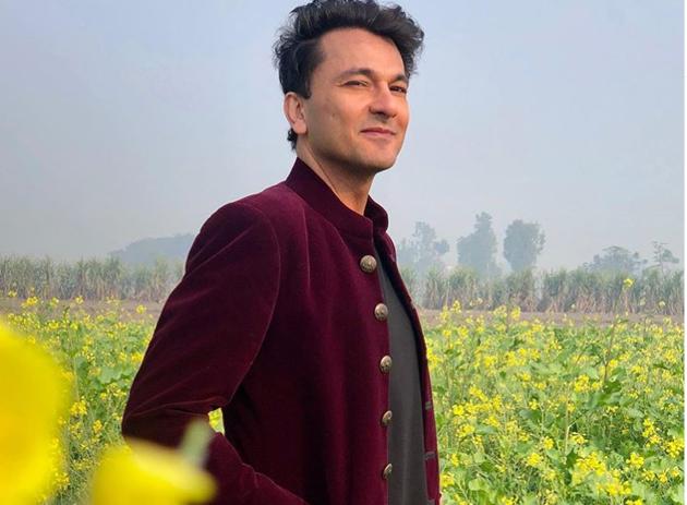 Chef Vikas Khanna has been distributing dry rations and meals among millions, during the Covid-19 lockdown. (Photo: Instagram/ Vikas Khanna Group) Chef Vikas Khanna has been distributing dry rations and meals among millions, during the Covid-19 lockdown. (Photo: Instagram/ Vikas Khanna Group)
