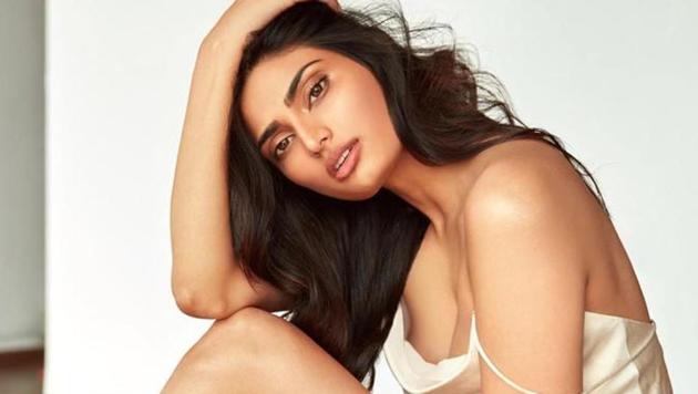 Actor Athiya Shetty feels it’s time the world needs to change and people need to introspect and be grateful for what they have.