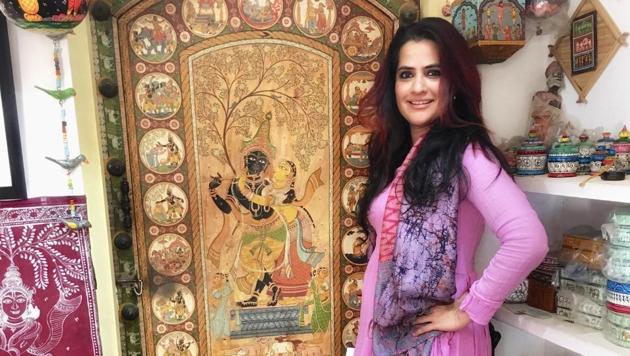 Sona Mohapatra focuses the spotlight on the folk art of Odisha and makes an appeal to help folk artists affected by cyclone Amphan and coronavirus crises.