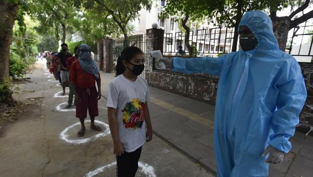 Some media reports in the past few days cited complaints from health professionals about poor quality of PPEs (HT Photo) Some media reports in the past few days cited complaints from health professionals about poor quality of PPEs (HT Photo)