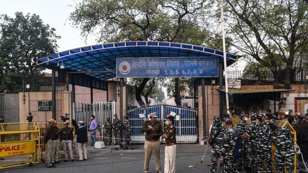 n assistant superintendent of Jail Number 7 of Tihar Jail tested positive for the virus on Saturday, prison officials said.(Biplov Bhuyan/HT PHOTO)