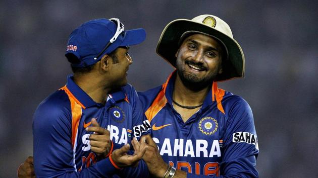 Harbhajan Singh (R) with Virender Sehwag during an ODI against Australia(Getty Images)