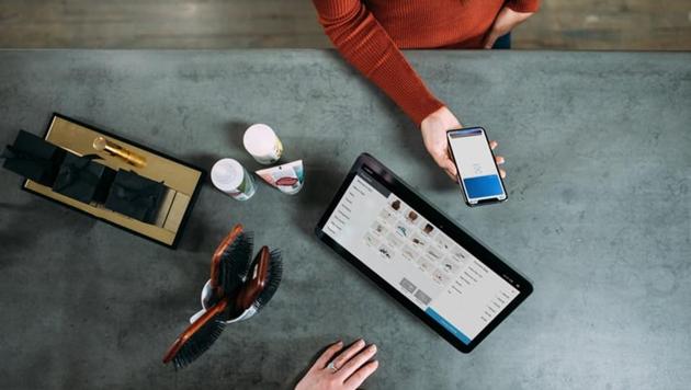 For the coming few months, Indian consumers may forego big ticket retail purchases, but may go for reasonably priced indulgences, or what is called a ‘Lipstick Effect.(Unsplash) For the coming few months, Indian consumers may forego big ticket retail purchases, but may go for reasonably priced indulgences, or what is called a ‘Lipstick Effect.(Unsplash)