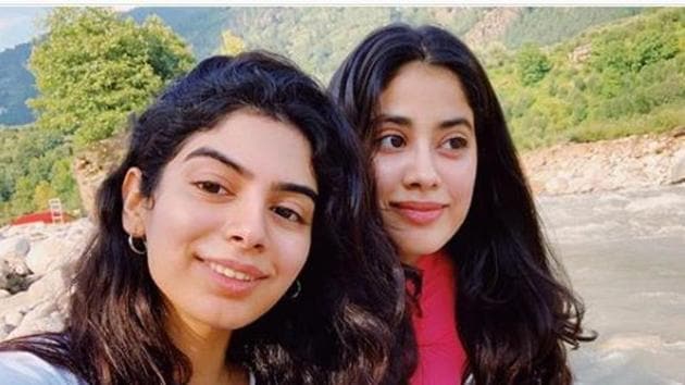 Janhvi Kapoor talks about her sister Khushi. Janhvi Kapoor talks about her sister Khushi.
