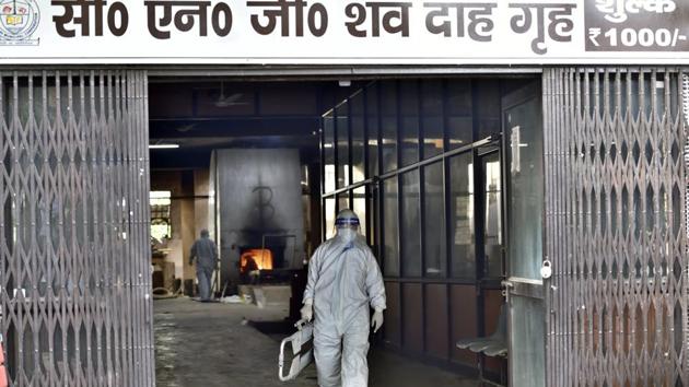 The bodies of Covid-19 patients and suspected Covid-19 patients are also being taken to the electric crematorium at Punjabi Bagh, which has two furnaces. Besides these, four burial grounds for Muslim and Christians have been approved in the Income Tax Office area, Mangolpuri, Madanpur Khadar and Shastri Park. (Ajay Aggarwal / HT Photo) The bodies of Covid-19 patients and suspected Covid-19 patients are also being taken to the electric crematorium at Punjabi Bagh, which has two furnaces. Besides these, four burial grounds for Muslim and Christians have been approved in the Income Tax Office area, Mangolpuri, Madanpur Khadar and Shastri Park. (Ajay Aggarwal / HT Photo)
