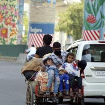 Since the coronavirus lockdown, lakhs of migrants have hurried back home in Bihar, walking, peddling bicycles and hitchhiking their way to their native places.(HT photo) Since the coronavirus lockdown, lakhs of migrants have hurried back home in Bihar, walking, peddling bicycles and hitchhiking their way to their native places.(HT photo)