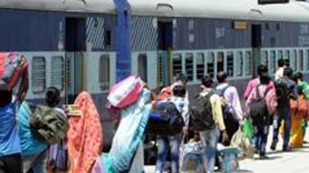 The railways had come under criticism over the delay and diversion of several Shramik Trains in the last week. A Gorakhpur-bound Shramik Special train from Maharashtra ended up in Rourkela, Odisha adding two days and five states to the original journey, leaving its passengers clueless.(HT PHOTO.)