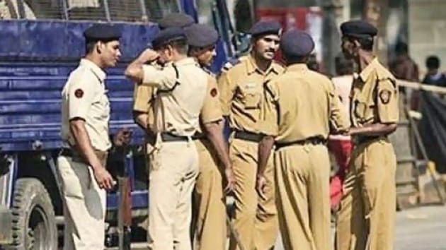 The Friday’s incident was reported from Prateek Wisteria society under Sector 49 police jurisdiction around 9am when a part of the ceiling at a flat collapsed.(PTI) The Friday’s incident was reported from Prateek Wisteria society under Sector 49 police jurisdiction around 9am when a part of the ceiling at a flat collapsed.(PTI)