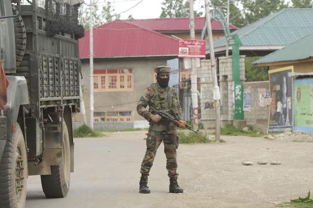Thirty-nine terrorists and two associates have been killed and 24 security forces personnel, including two in ceasefire violations, have also died since the lockdown to control the spread of the coronavirus disease (Covid-19) was clamped in March.(Waseem Andrabi / Hindustan Times/HT File Photo)