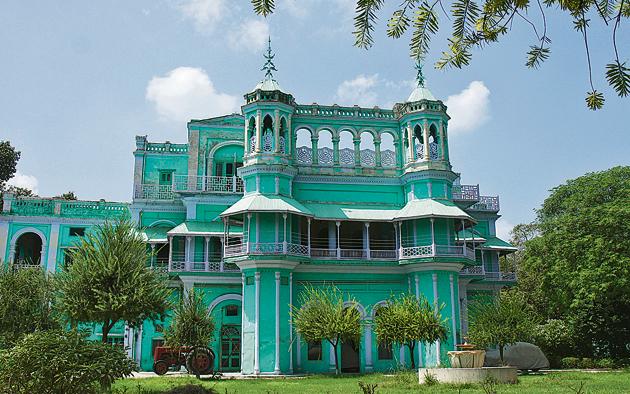 One of the properties at stake is Rajmahal in Faridkot, which is spread over 14 acres. (HT FILE) One of the properties at stake is Rajmahal in Faridkot, which is spread over 14 acres. (HT FILE)