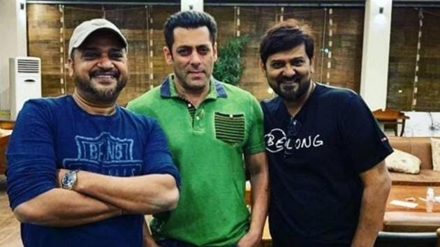 Salman Khan poses with Sajid and Wajid.