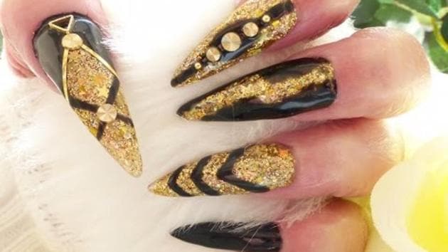 50 Eye-Catching Nail Art Designs : Black and White Double French Nails