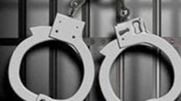 Once intercepted, Manish allegedly fired at the police team, who fired back in response. No one was hurt in the brief exchange.(HT Archives. Representative image) Once intercepted, Manish allegedly fired at the police team, who fired back in response. No one was hurt in the brief exchange.(HT Archives. Representative image)