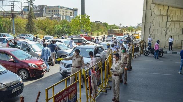 More than 500 police personnel in Delhi, including two Indian Police Service (IPS) officers, have tested positive for Covid-19 so far.(PTI file photo) More than 500 police personnel in Delhi, including two Indian Police Service (IPS) officers, have tested positive for Covid-19 so far.(PTI file photo)