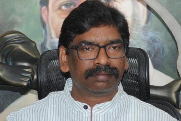 Hemant Soren wrote to the Ministry of Consumer Affairs, Food and Public Distribution in this regard. (Diwakar Prasad/ Hindustan Times)
