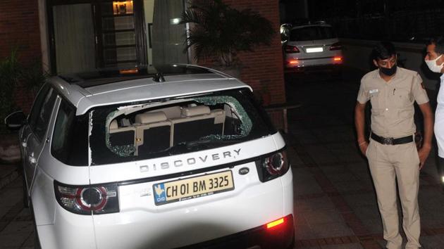 The shots were fired from 9mm and .32 bore pistols at the bungalow of hotelier and businessman Rakesh Singla on Sunday evening. The bullets hit the windows of the bungalow and a Land Rover SUV’s windshield. (HT FILE) The shots were fired from 9mm and .32 bore pistols at the bungalow of hotelier and businessman Rakesh Singla on Sunday evening. The bullets hit the windows of the bungalow and a Land Rover SUV’s windshield. (HT FILE)