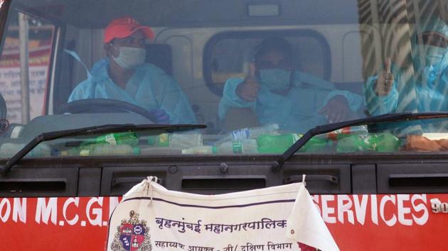 Over 2k New Covid Cases Recorded As Maharashtra Tally Crosses 70k Mark Hindustan Times Bmc a ward office is located in mumbai. over 2k new covid cases recorded as